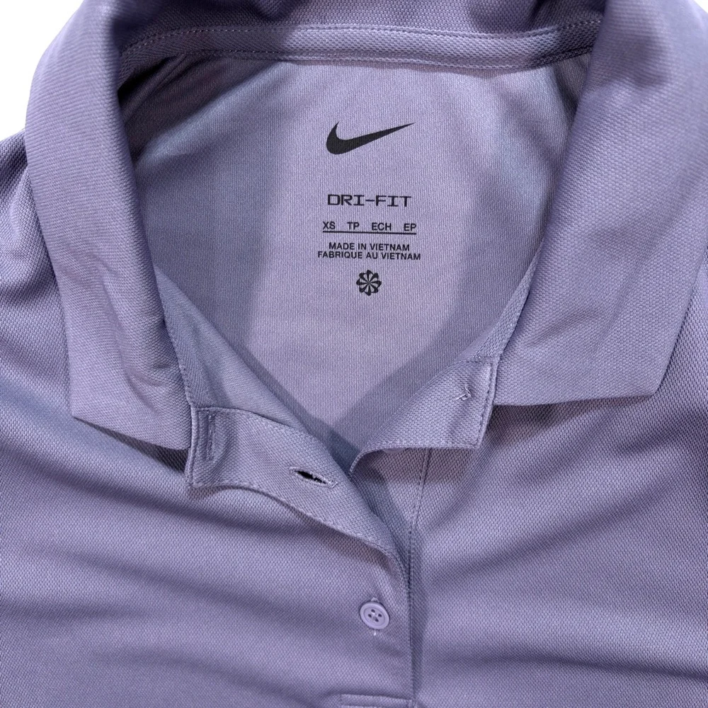 NWT Women's Nike Dri-Fit Size XS 4 Button fitted design Purple Polo Golf Shirt - Picture 4 of 6